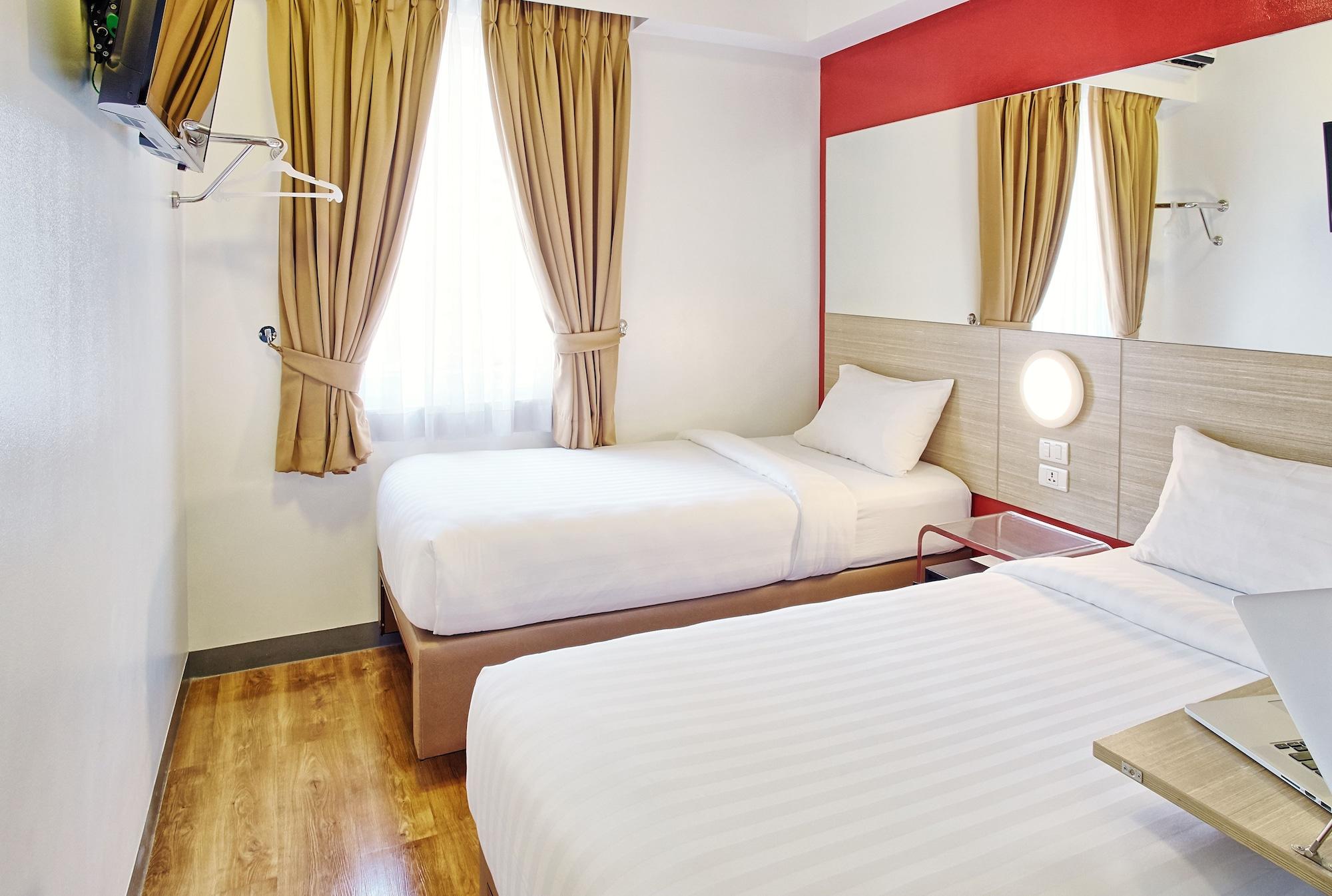 เรด แพลนเนต มะนิลา อามอร์โซโล Hotel Makati City ภายนอก รูปภาพ
