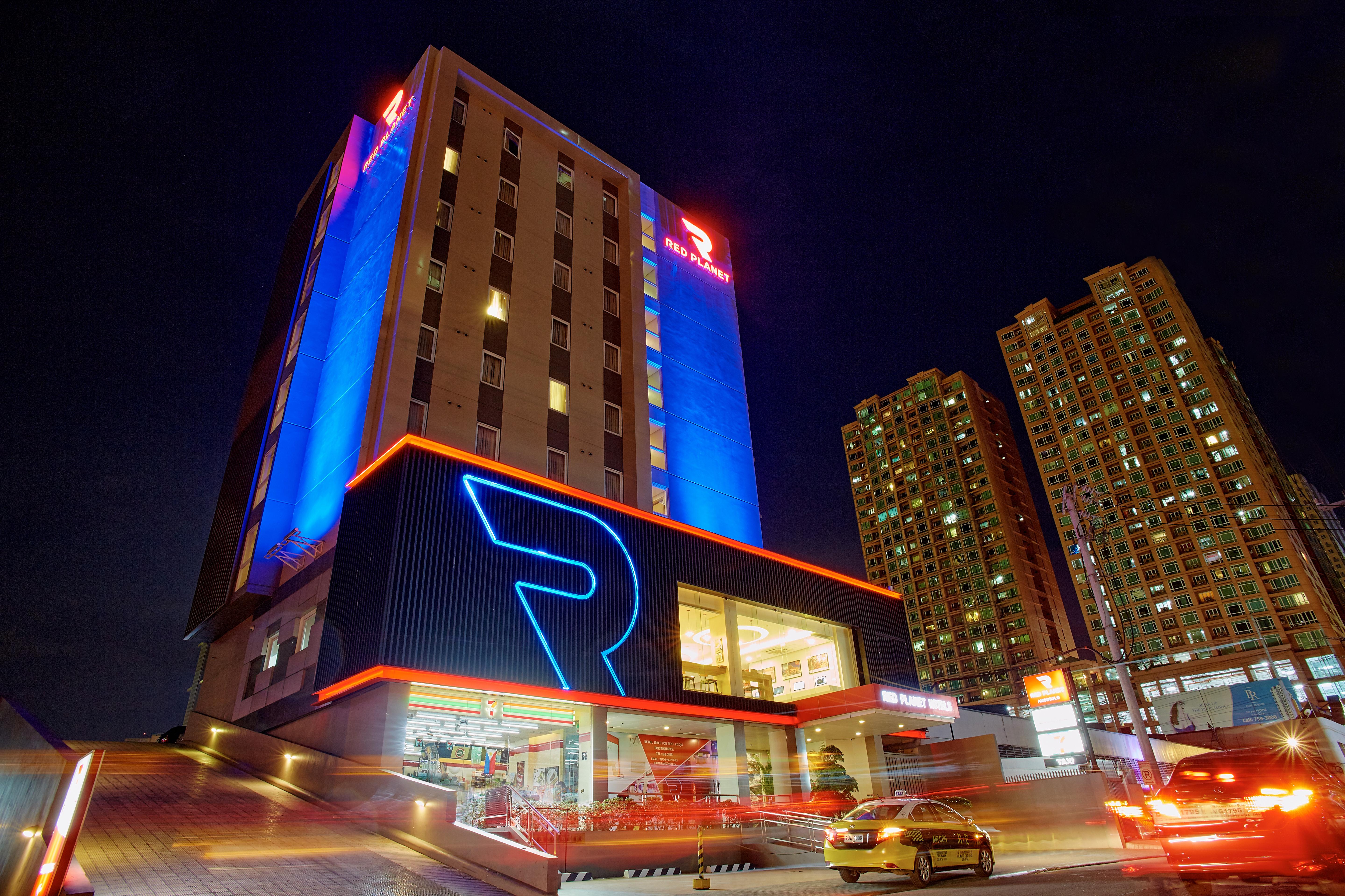 เรด แพลนเนต มะนิลา อามอร์โซโล Hotel Makati City ภายนอก รูปภาพ