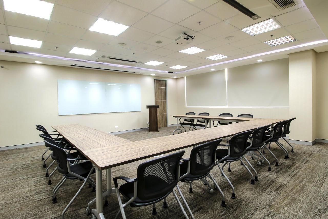 เรด แพลนเนต มะนิลา อามอร์โซโล Hotel Makati City ภายนอก รูปภาพ